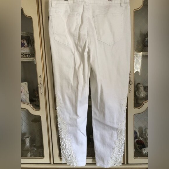 Soft Surroundings NWOT white Parisa embellished jeans size 14 - Picture 3 of 5